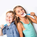 Charger l&#39;image dans la galerie, La Brosse à Dents Enfant U360° - Par Sitaris® 🦷
